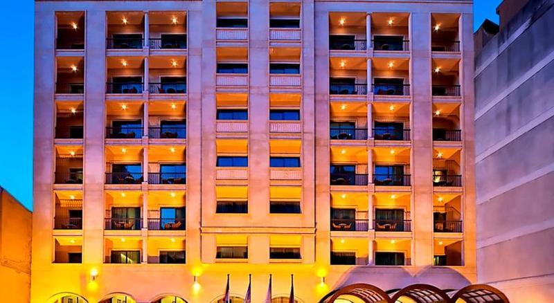 Coral Beirut Al Hamra Hotel Buitenkant foto
