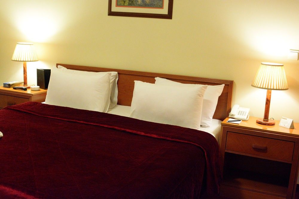 Coral Beirut Al Hamra Hotel Buitenkant foto