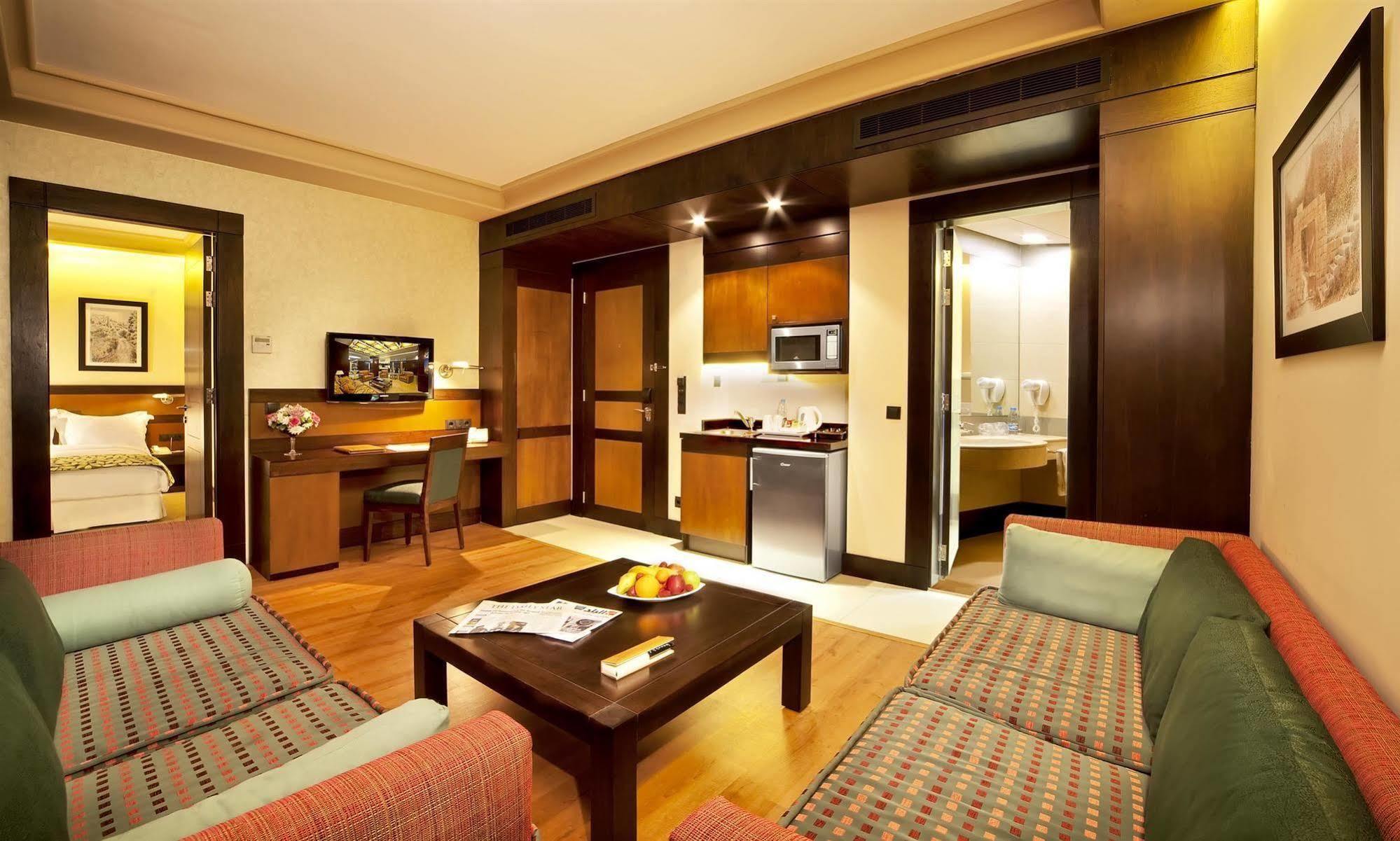 Coral Beirut Al Hamra Hotel Kamer foto