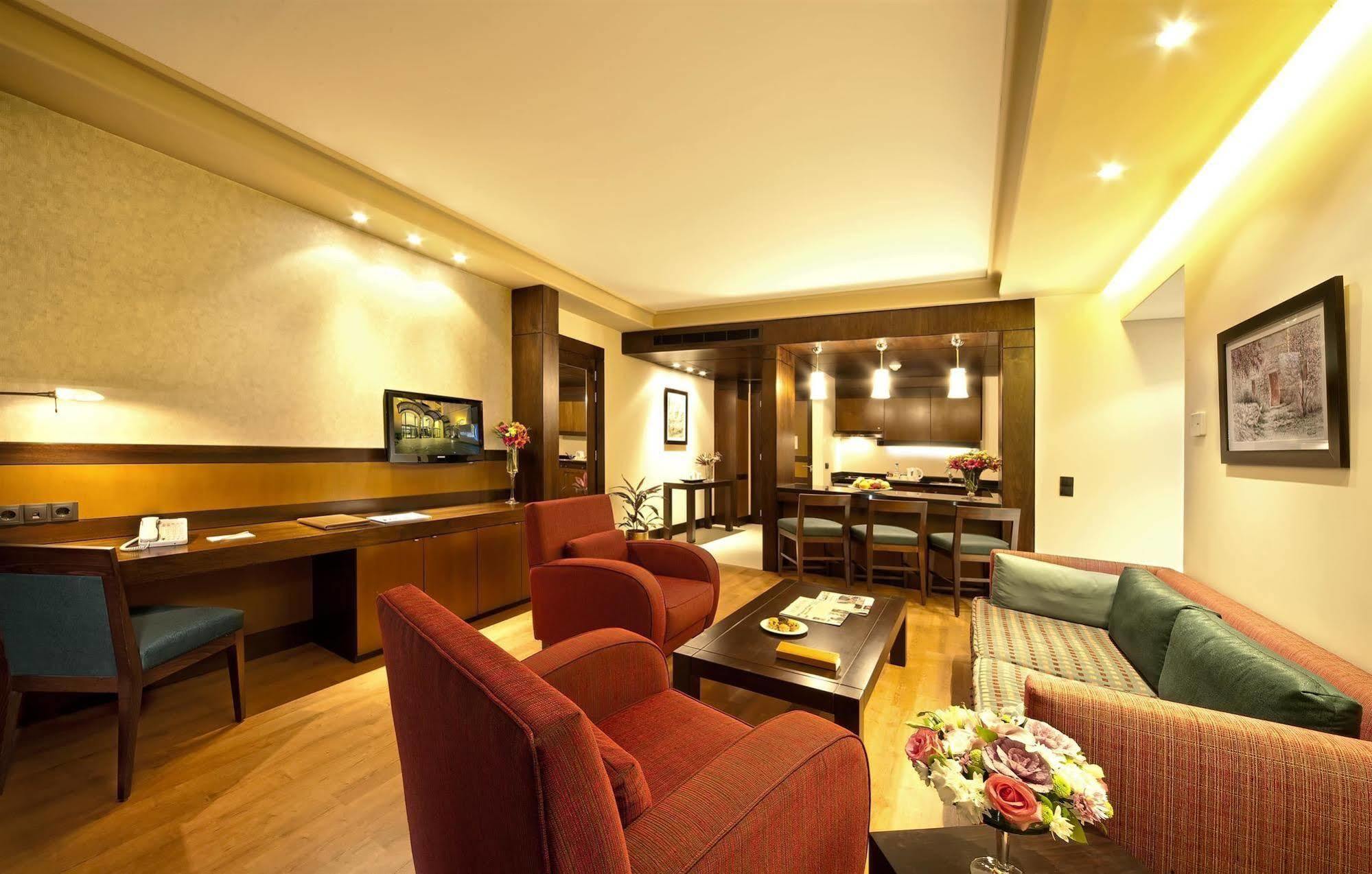 Coral Beirut Al Hamra Hotel Kamer foto